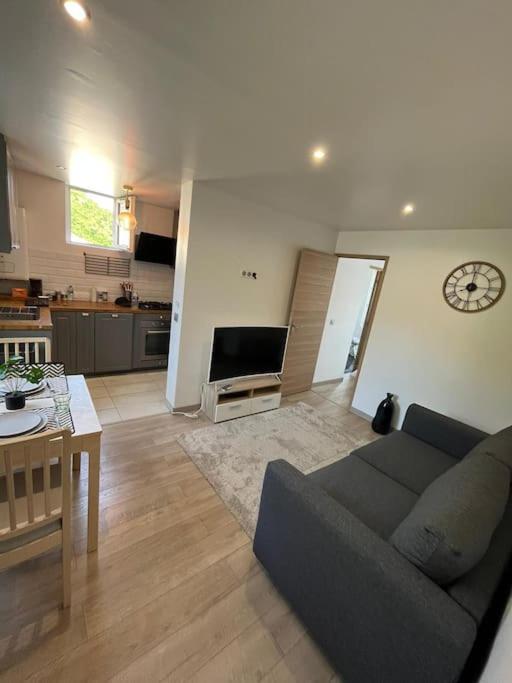 Appart 4 Personnes Proche Paris Tour Eiffel Meudon Luaran gambar