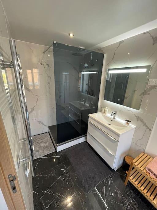 Appart 4 Personnes Proche Paris Tour Eiffel Meudon Luaran gambar